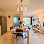 Lägenhet Coquet T2 A En Rez-de-jardin