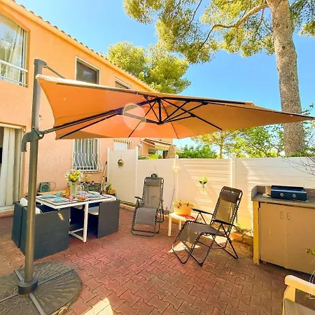 Coquet T2 A En Rez-de-jardin Sanary-sur-Mer