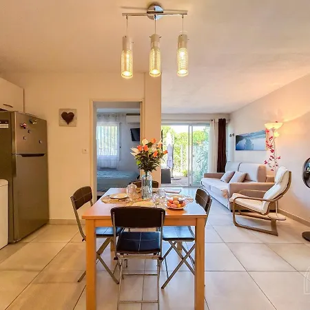 Апартаменты Coquet T2 A En Rez-de-jardin